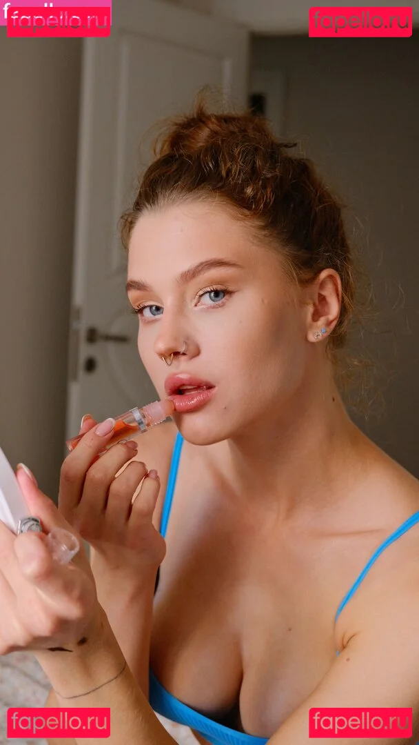 SimensSofia Onlyfans Photo Gallery 