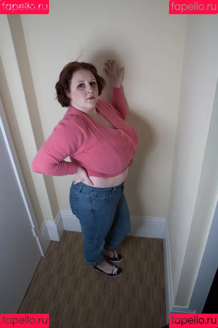 sapphiresboobs Onlyfans Photo Gallery 