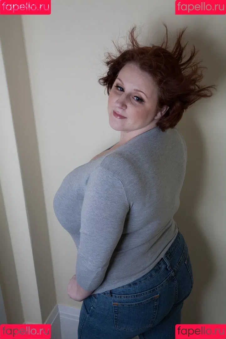 sapphiresboobs Onlyfans Photo Gallery 