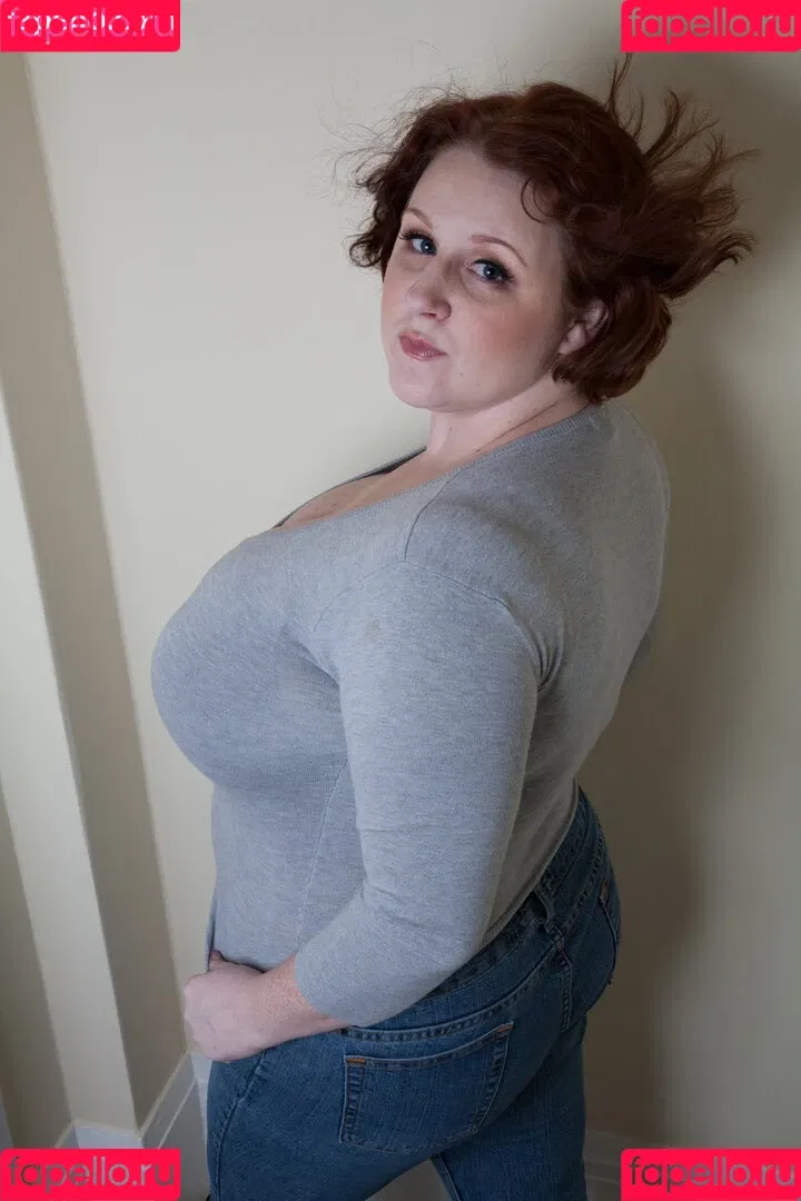 sapphiresboobs Onlyfans Photo Gallery 
