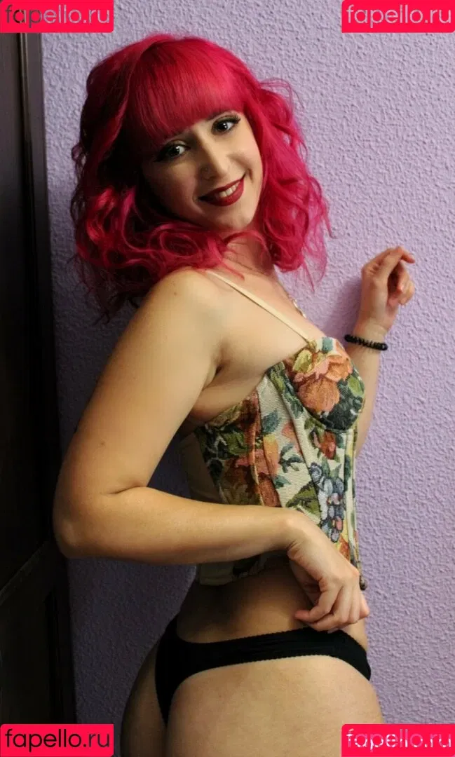celialindermann Onlyfans Photo Gallery 
