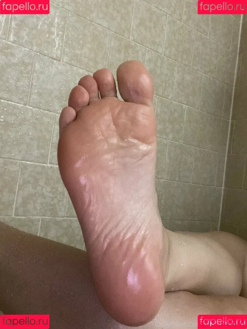celest_asmr Onlyfans Photo Gallery 