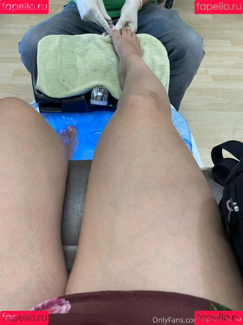 celest_asmr Onlyfans Photo Gallery 