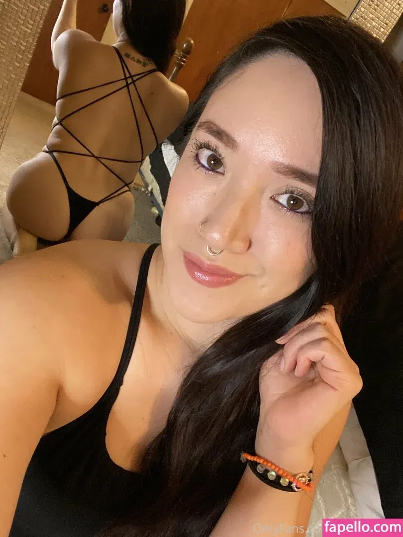 celest_asmr Onlyfans Photo Gallery 