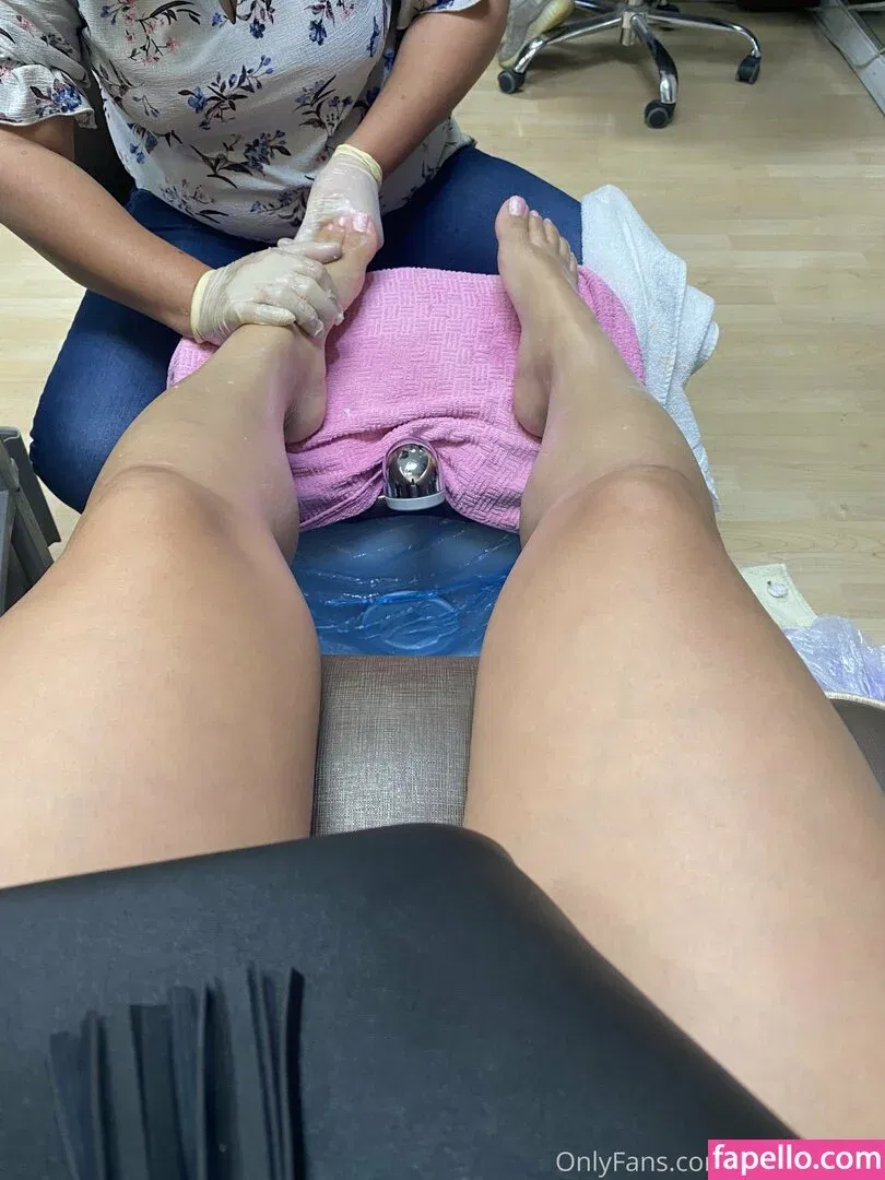 celest_asmr Onlyfans Photo Gallery 