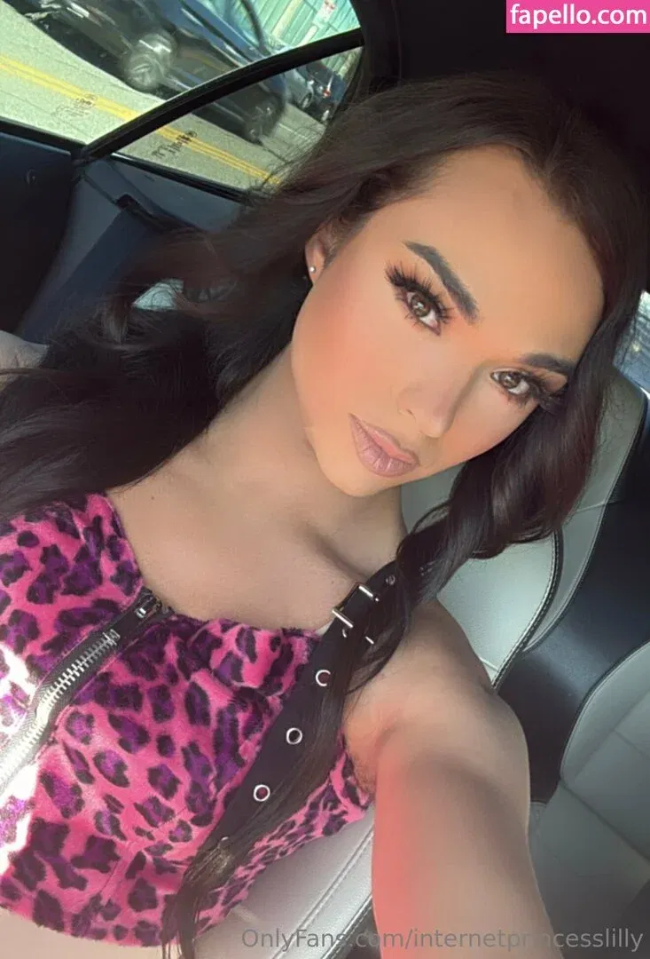 Lexi Lewis Onlyfans Photo Gallery 