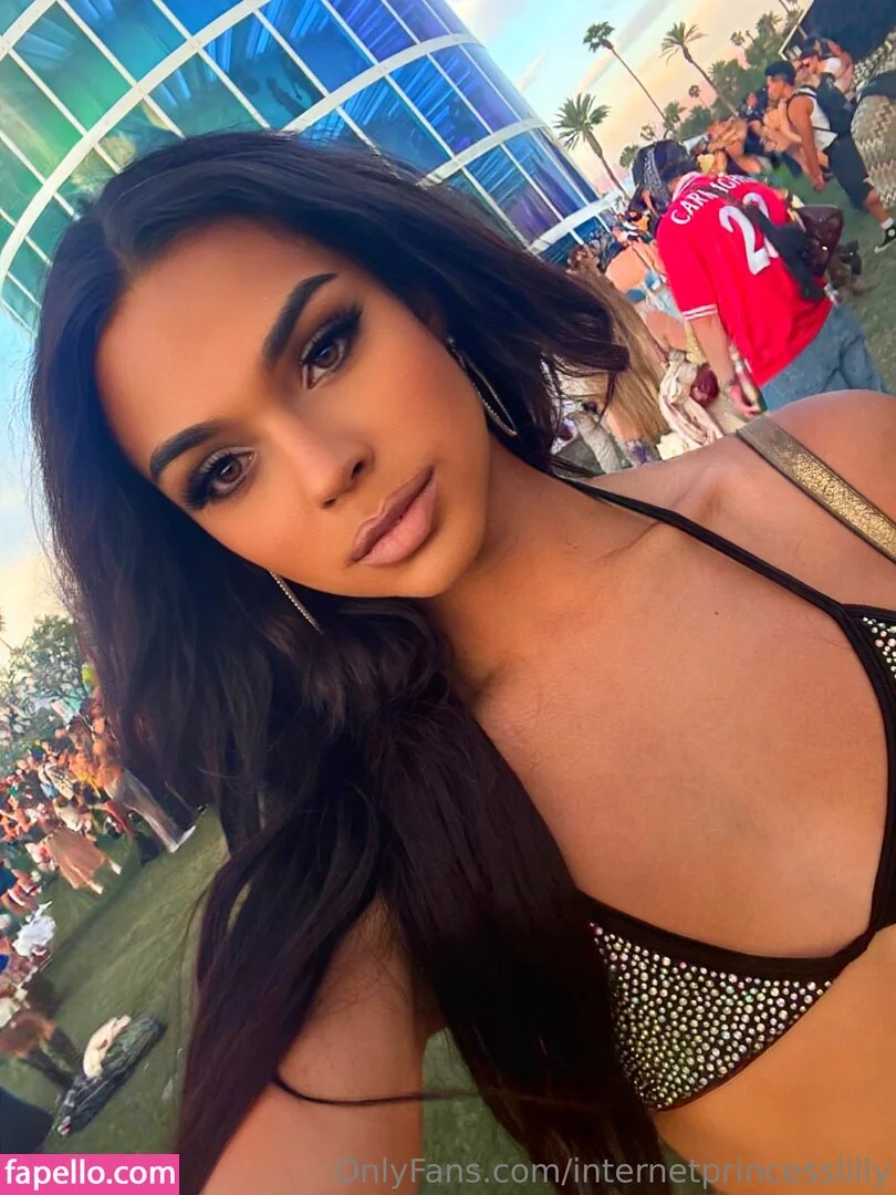 Lexi Lewis Onlyfans Photo Gallery 