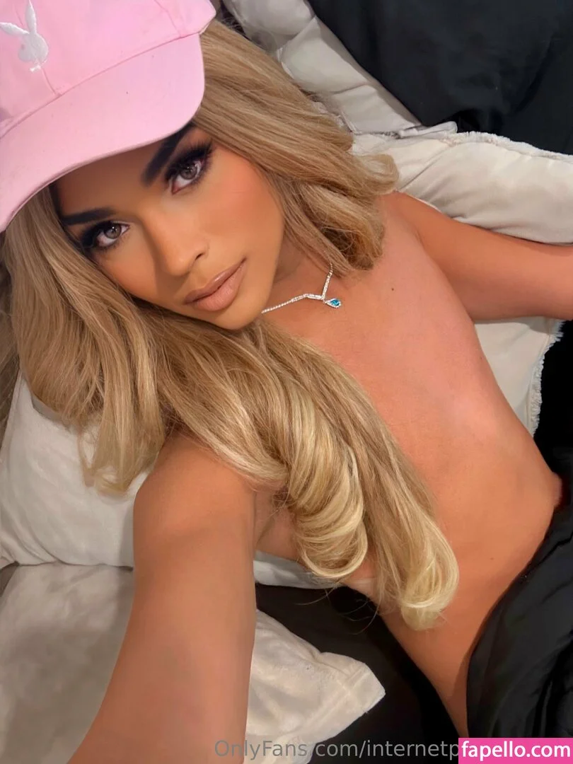 Lexi Lewis Onlyfans Photo Gallery 