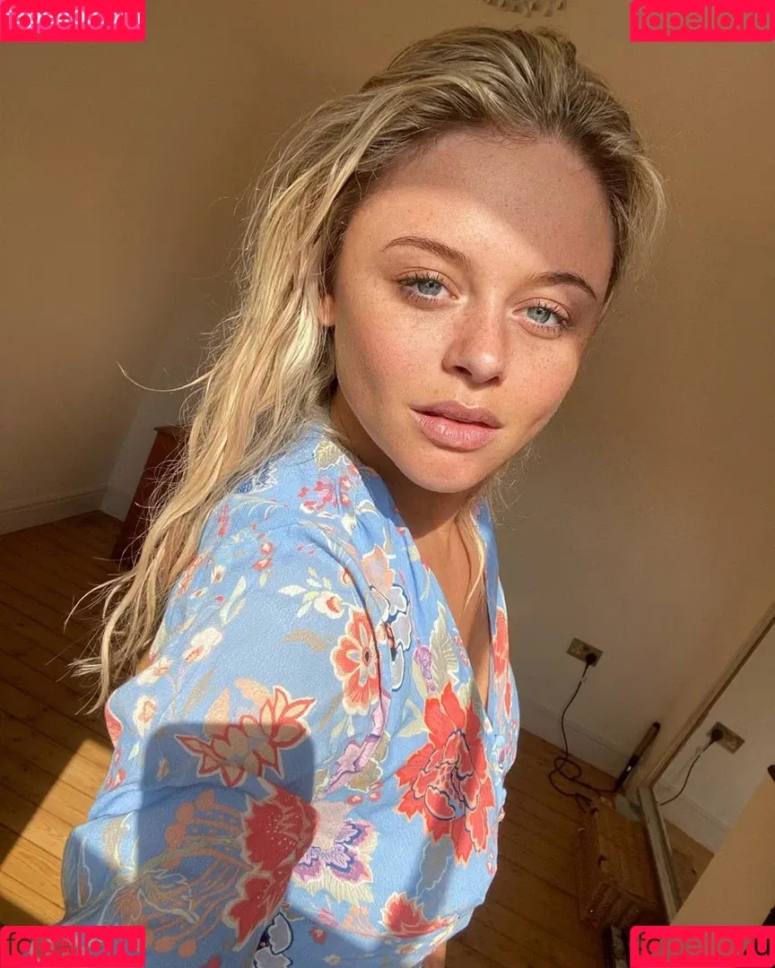 Emily Atack Onlyfans Photo Gallery 