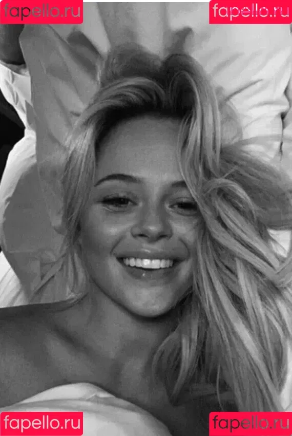 Emily Atack Onlyfans Photo Gallery 