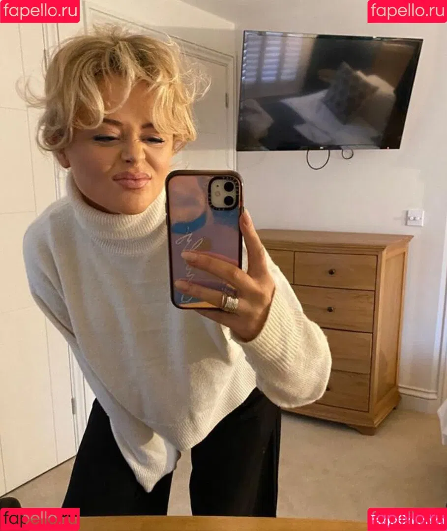 Emily Atack Onlyfans Photo Gallery 