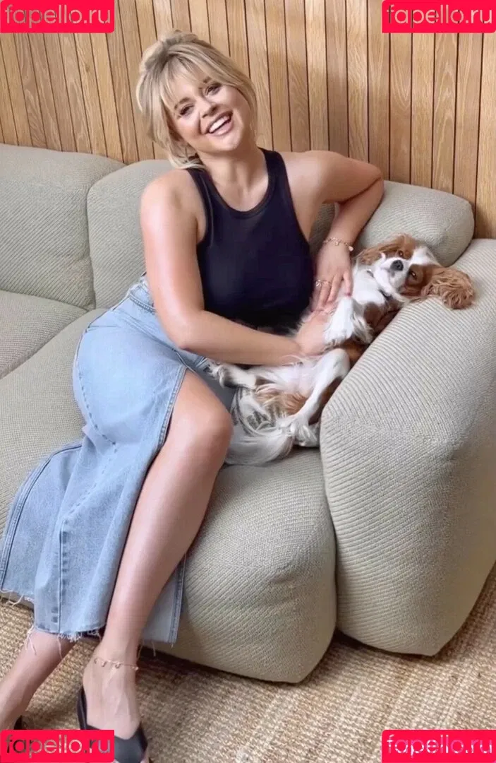 Emily Atack Onlyfans Photo Gallery 