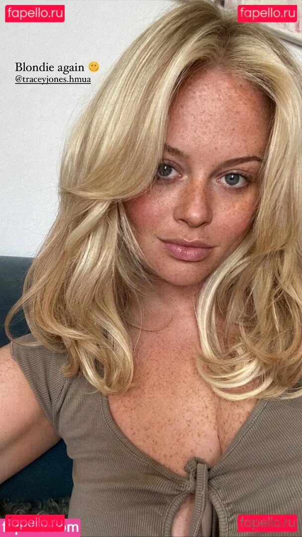 Emily Atack Onlyfans Photo Gallery 