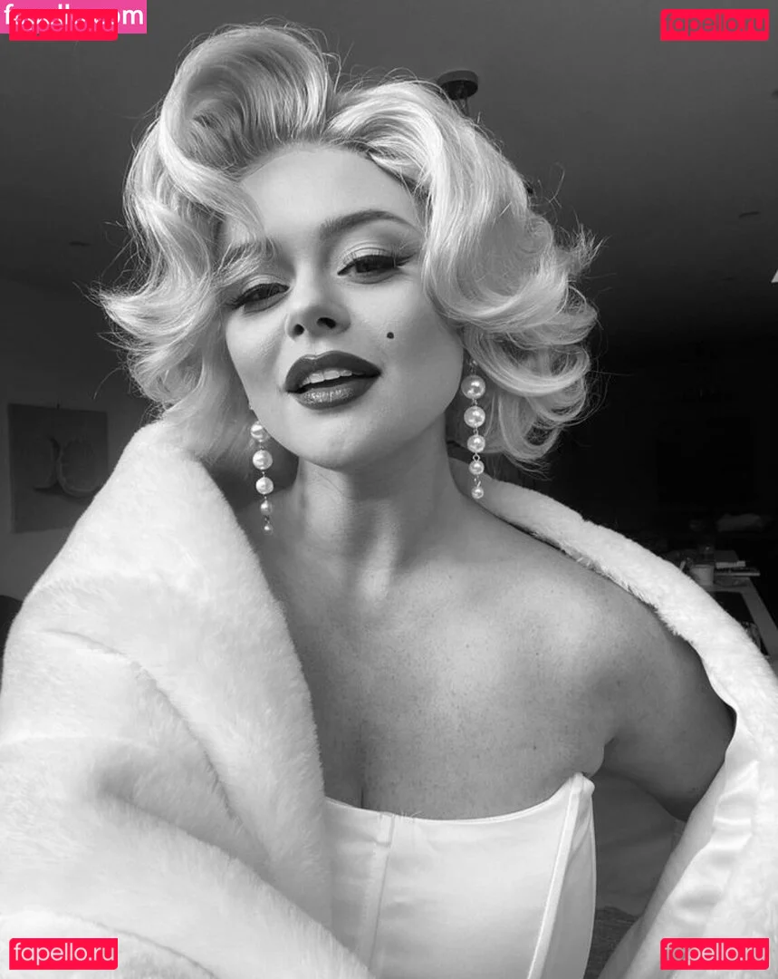 Emily Atack Onlyfans Photo Gallery 