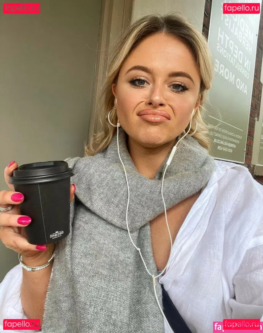 Emily Atack Onlyfans Photo Gallery 