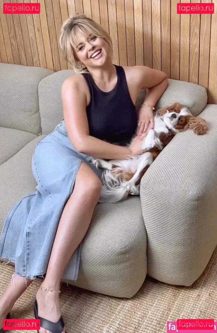 Emily Atack Onlyfans Photo Gallery 