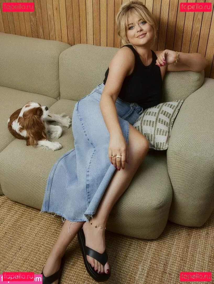 Emily Atack Onlyfans Photo Gallery 