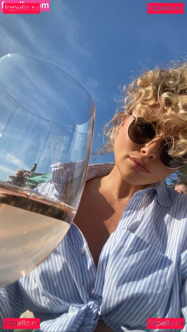 Emily Atack Onlyfans Photo Gallery 