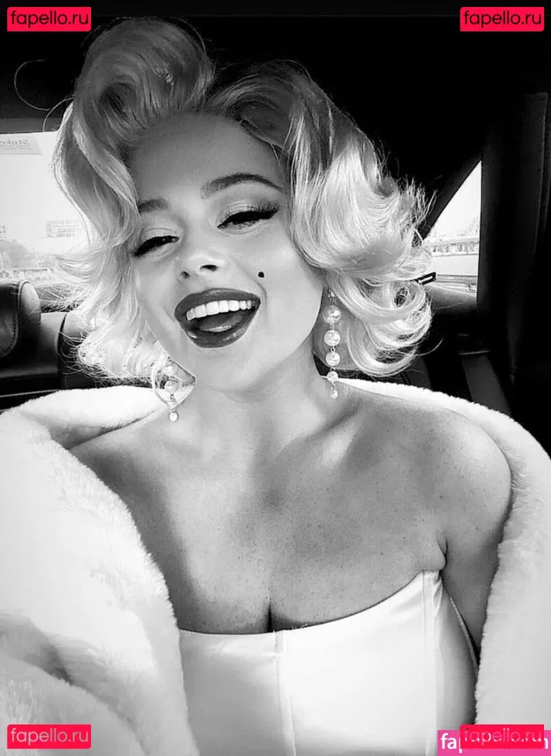 Emily Atack Onlyfans Photo Gallery 