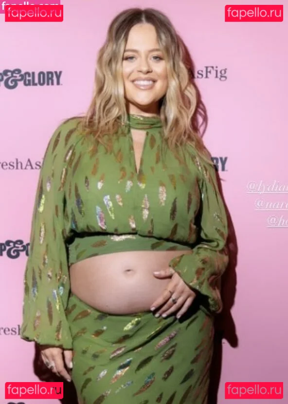 Emily Atack Onlyfans Photo Gallery 