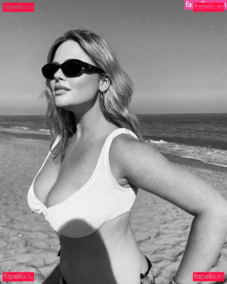 Emily Atack Onlyfans Photo Gallery 