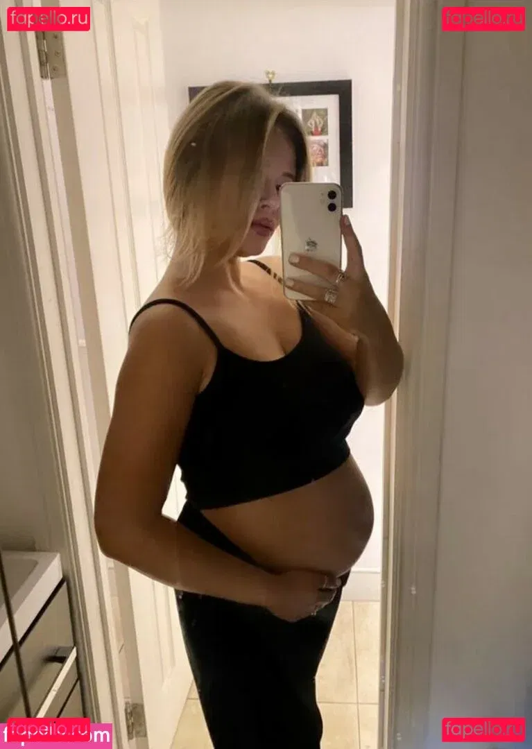 Emily Atack Onlyfans Photo Gallery 