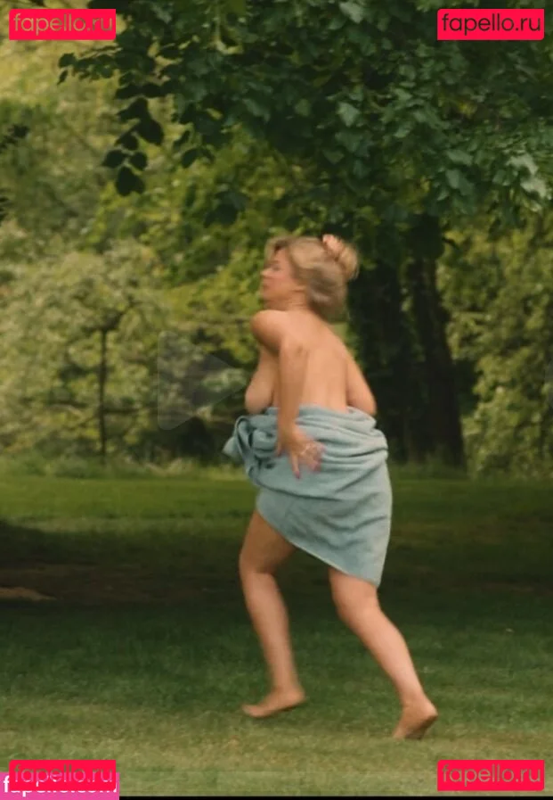 Emily Atack Onlyfans Photo Gallery 