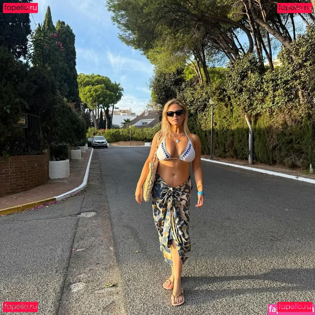 Emily Atack Onlyfans Photo Gallery 