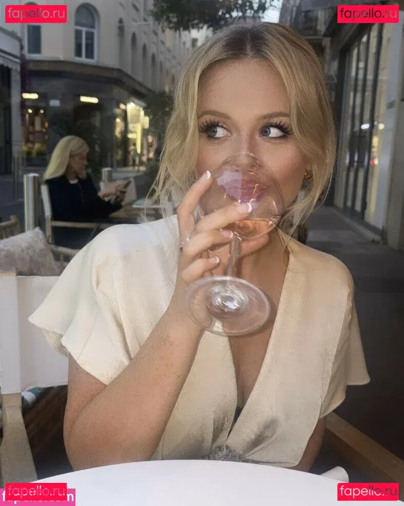Emily Atack Onlyfans Photo Gallery 