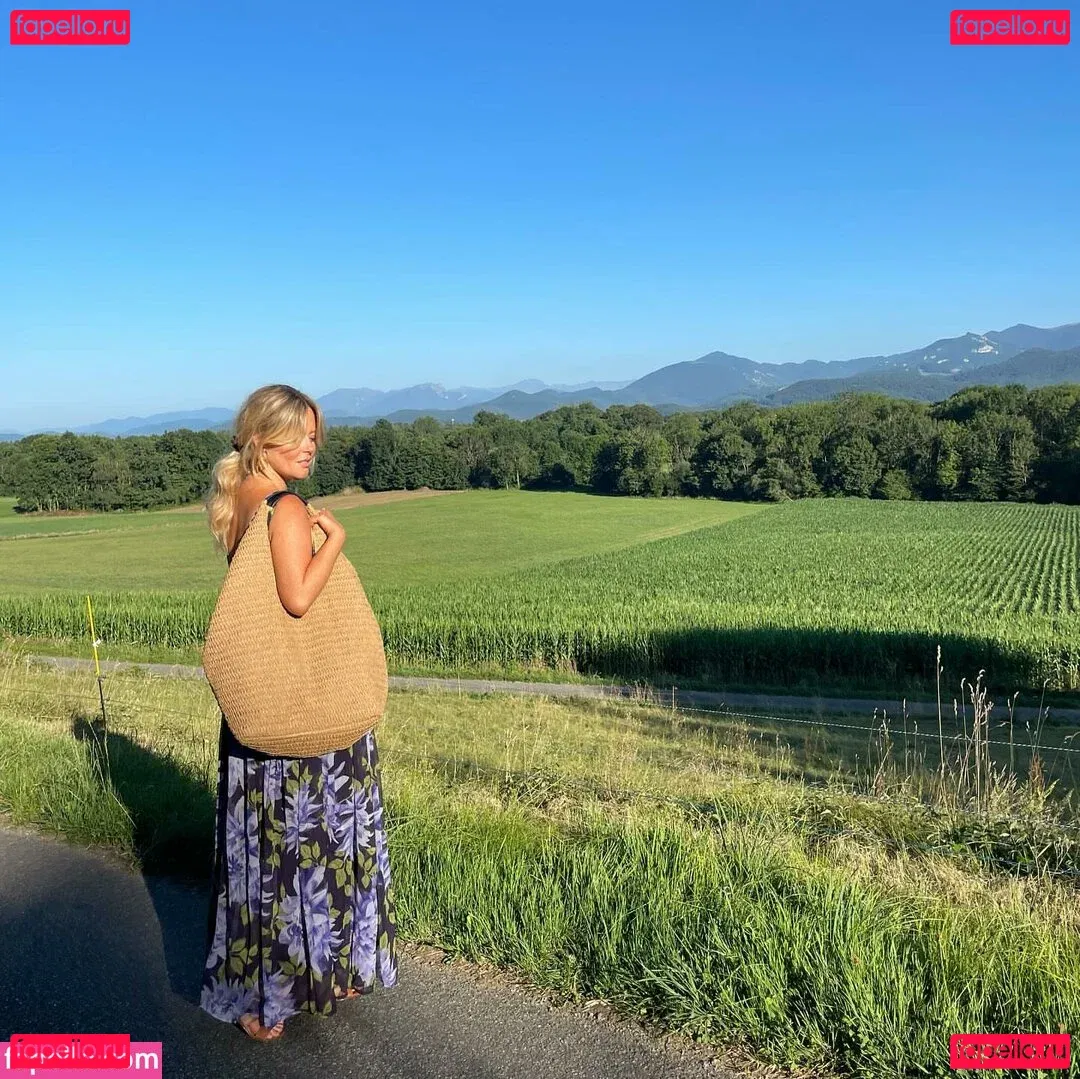 Emily Atack Onlyfans Photo Gallery 