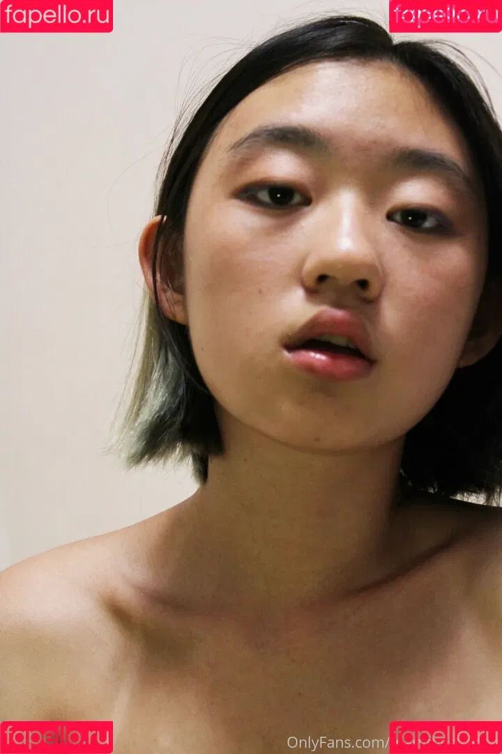 marythestrange Onlyfans Photo Gallery 