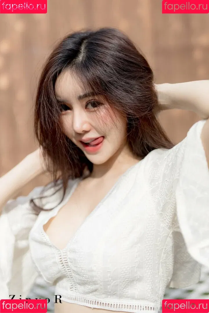 Jirarat Chananto Onlyfans Photo Gallery 