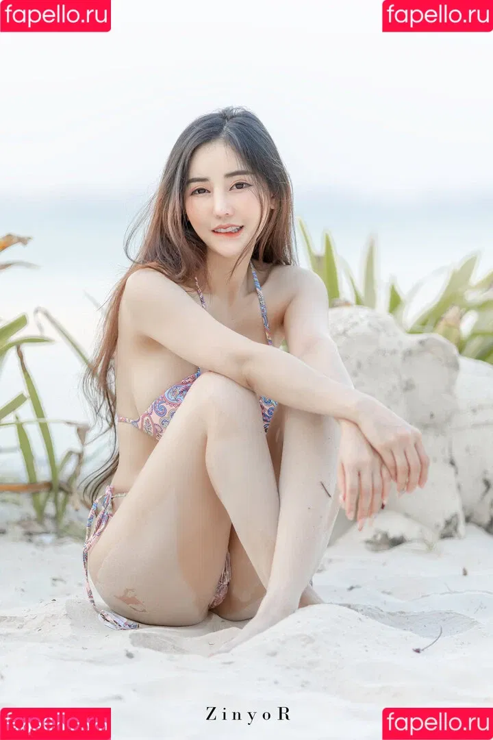 Jirarat Chananto Onlyfans Photo Gallery 