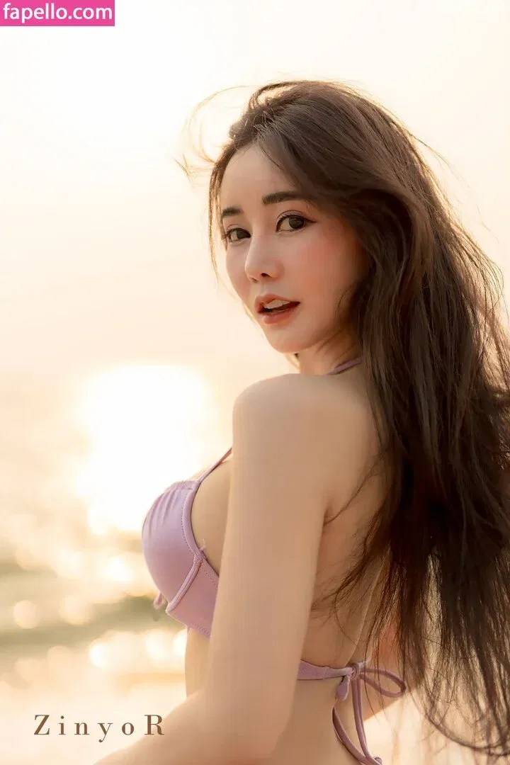 Jirarat Chananto Onlyfans Photo Gallery 