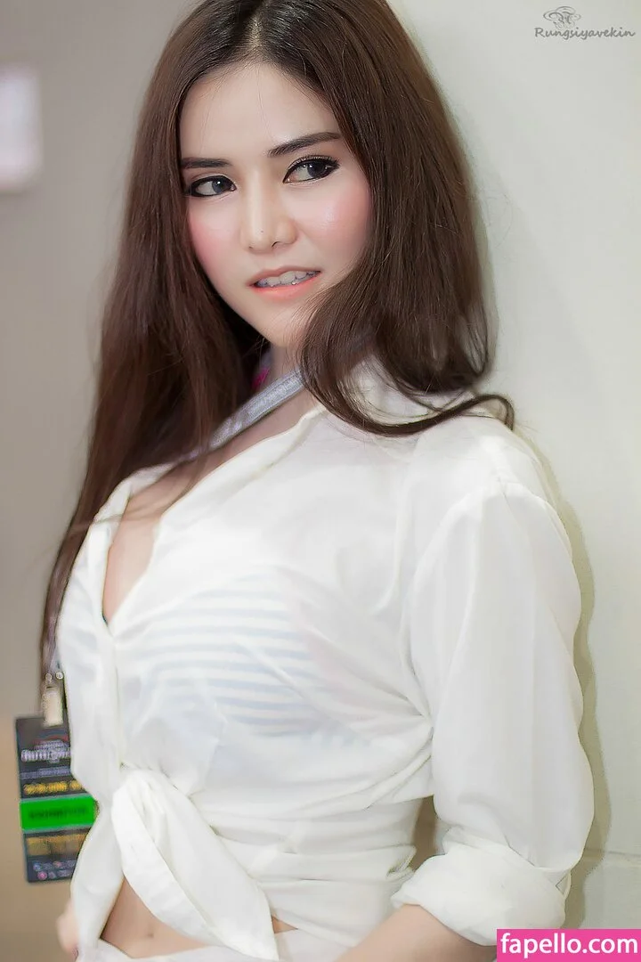 Jirarat Chananto Onlyfans Photo Gallery 