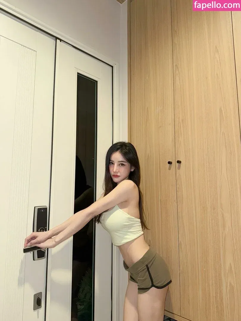 Jirarat Chananto Onlyfans Photo Gallery 