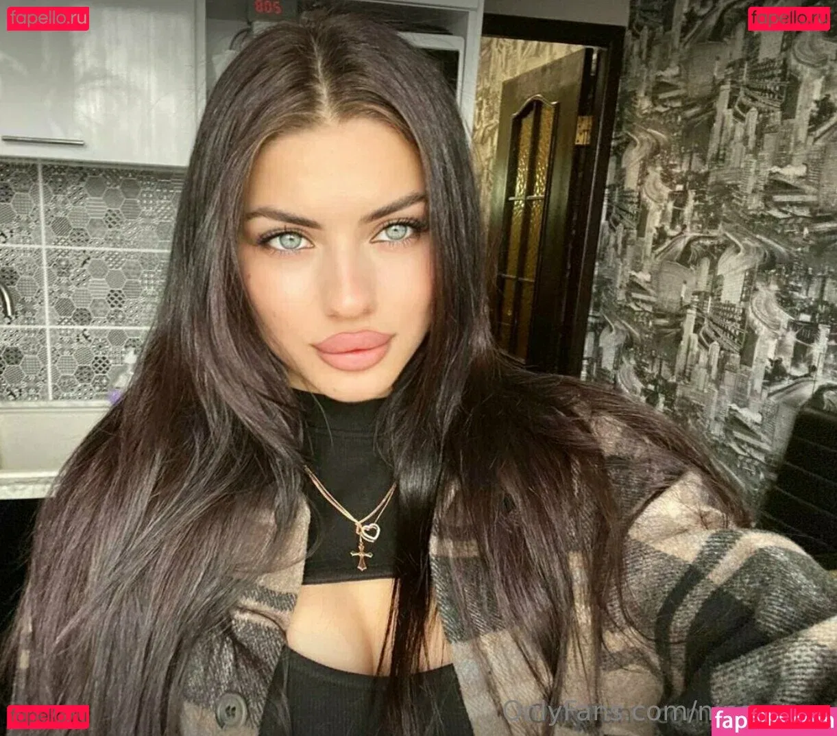 nina_grey Onlyfans Photo Gallery 