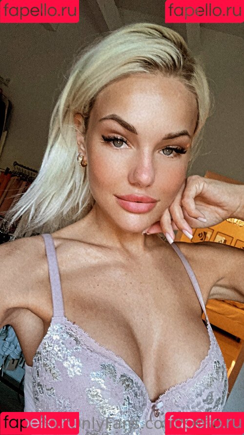 Sofya Zhuk Onlyfans Photo Gallery 