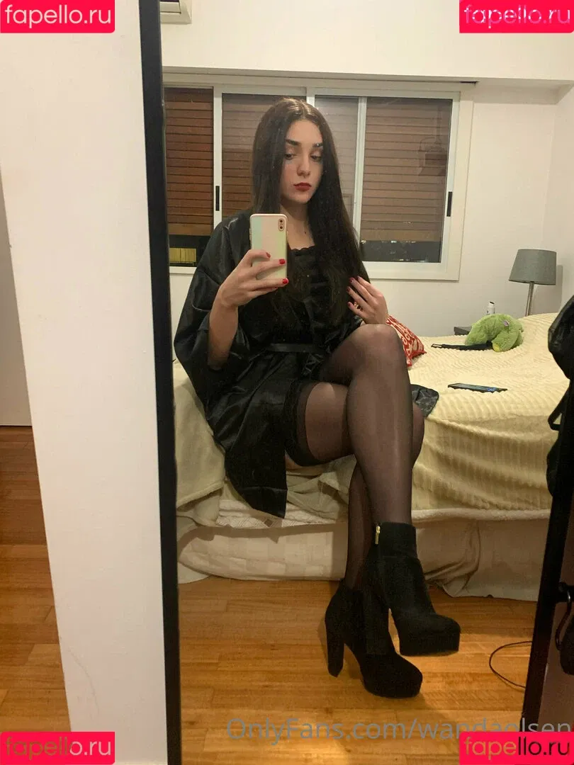 wandaolsen Onlyfans Photo Gallery 