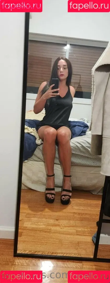 wandaolsen Onlyfans Photo Gallery 