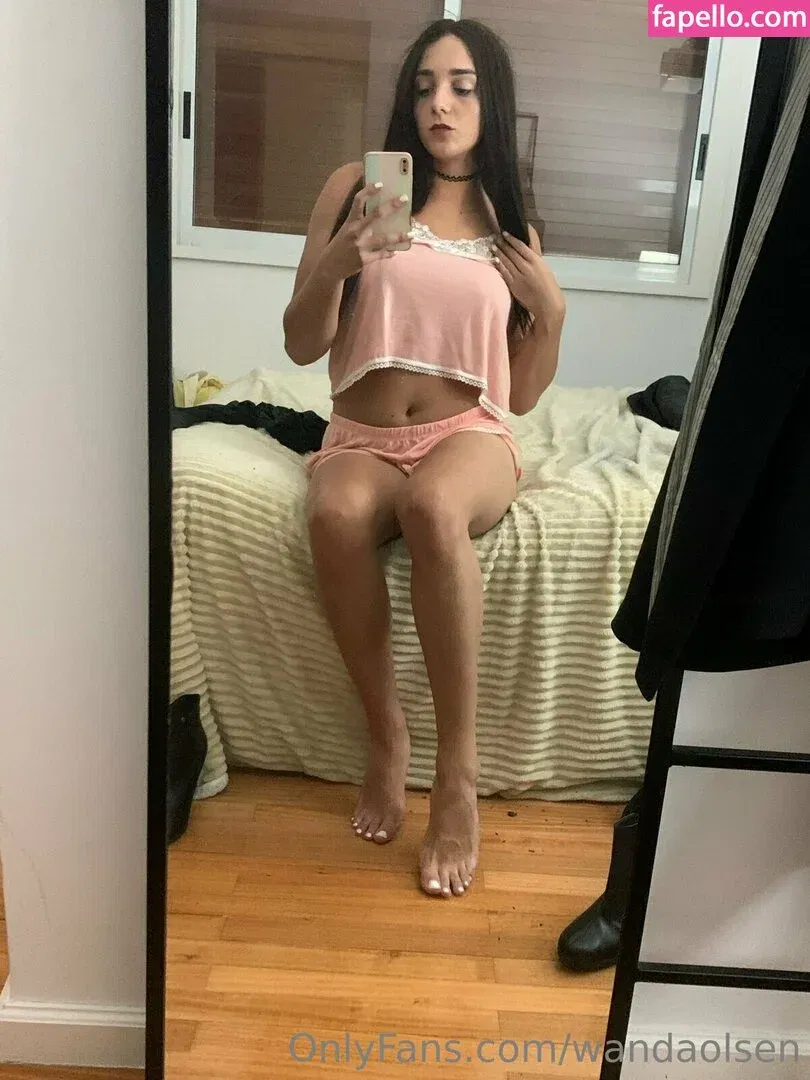 wandaolsen Onlyfans Photo Gallery 