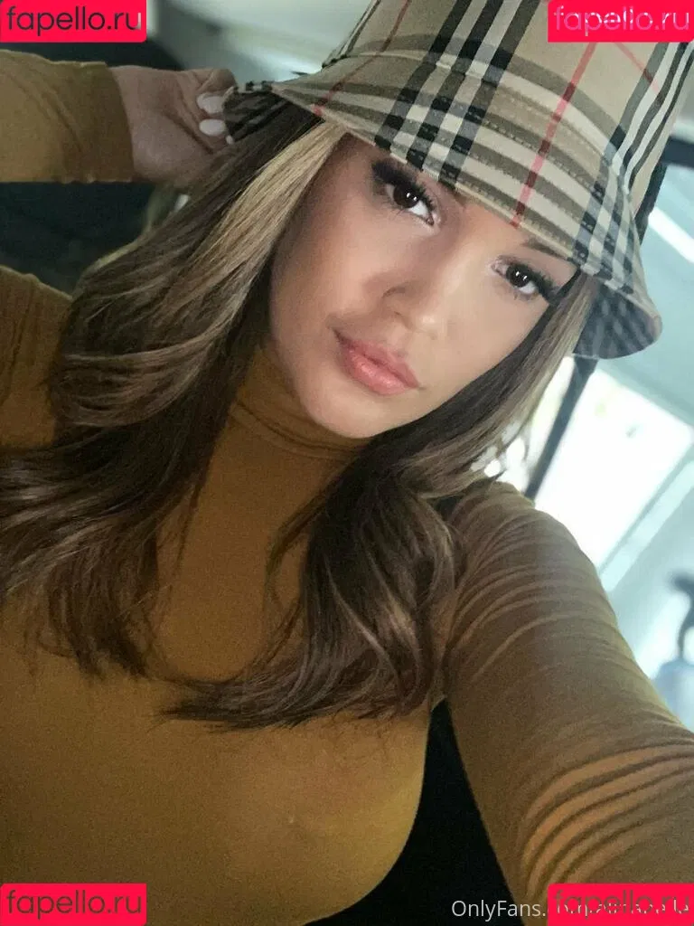 Alinabelle Onlyfans Photo Gallery 