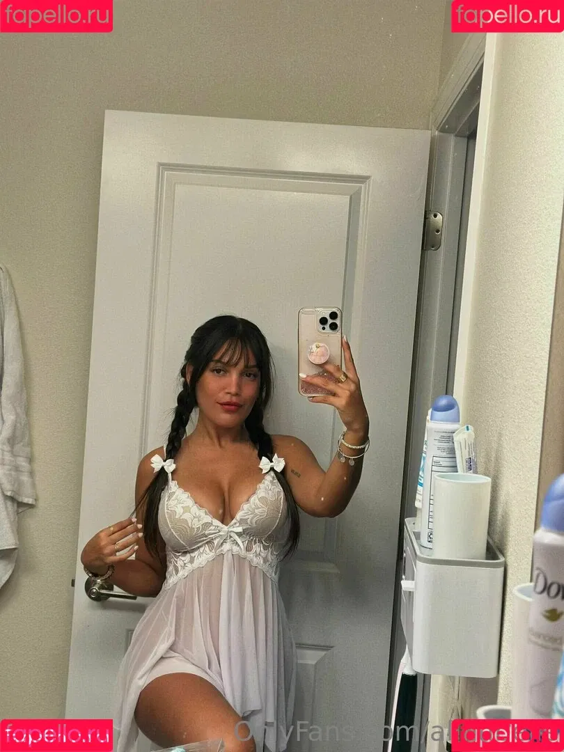Alinabelle Onlyfans Photo Gallery 