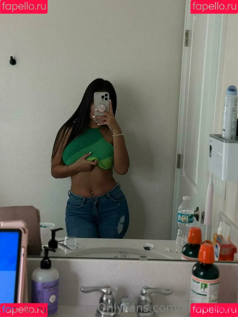 Alinabelle Onlyfans Photo Gallery 