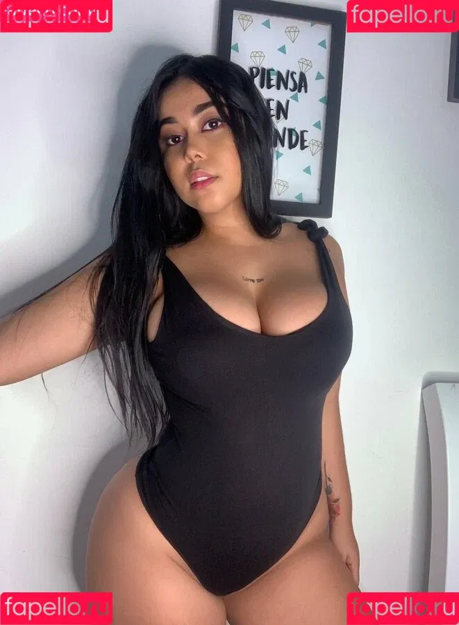 Stefaniepaolao Onlyfans Photo Gallery 