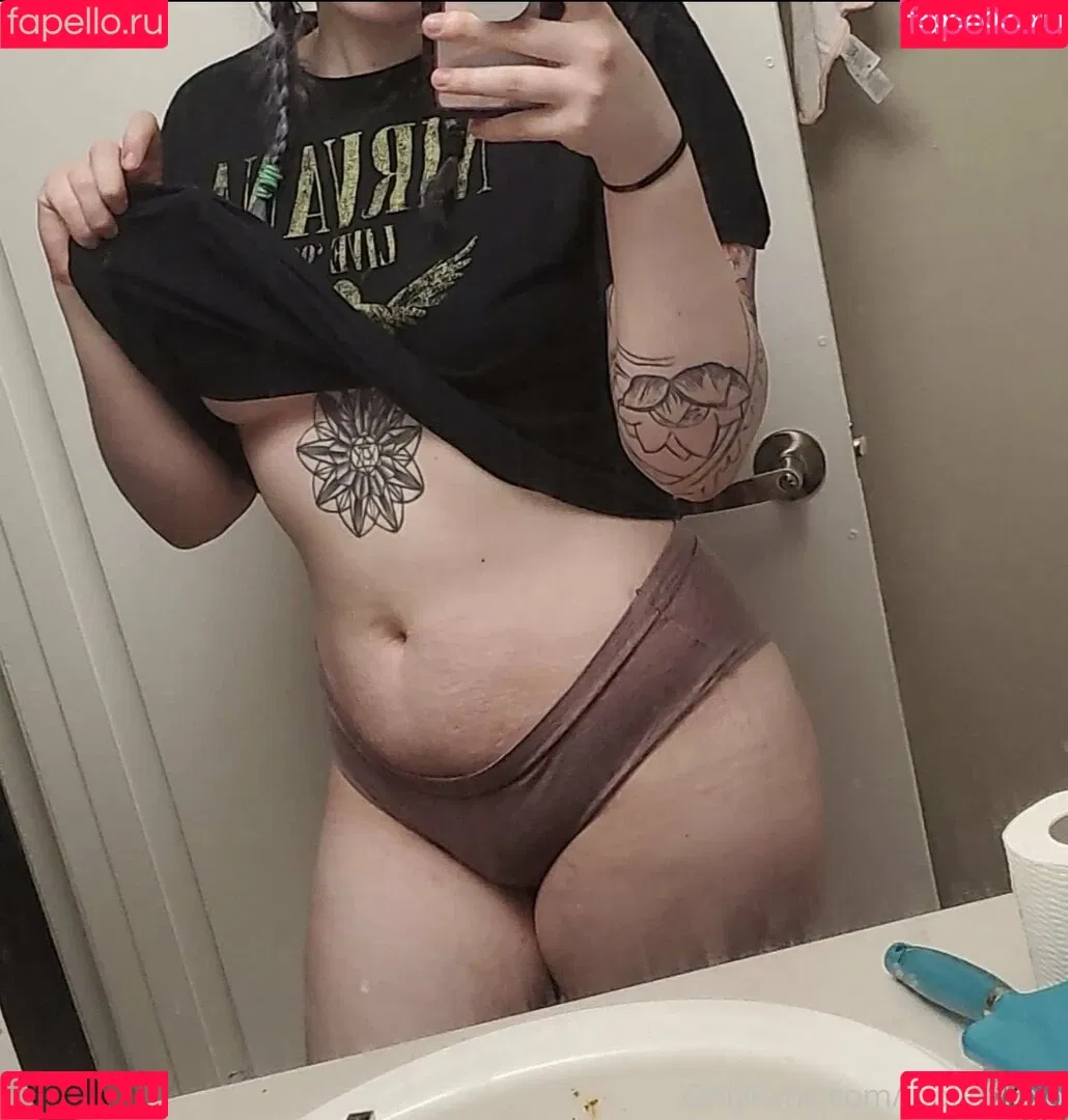 loplainloxo Onlyfans Photo Gallery 