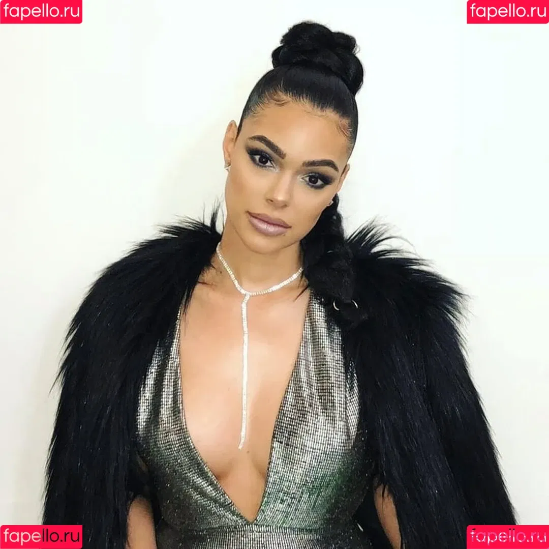 Anabelle Acosta Onlyfans Photo Gallery 