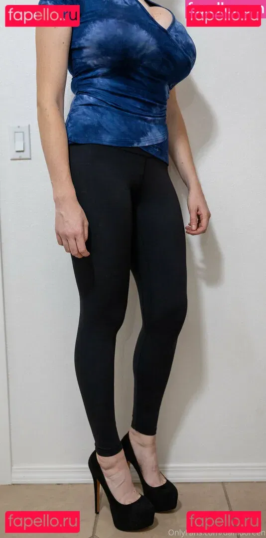 danidoreen Onlyfans Photo Gallery 