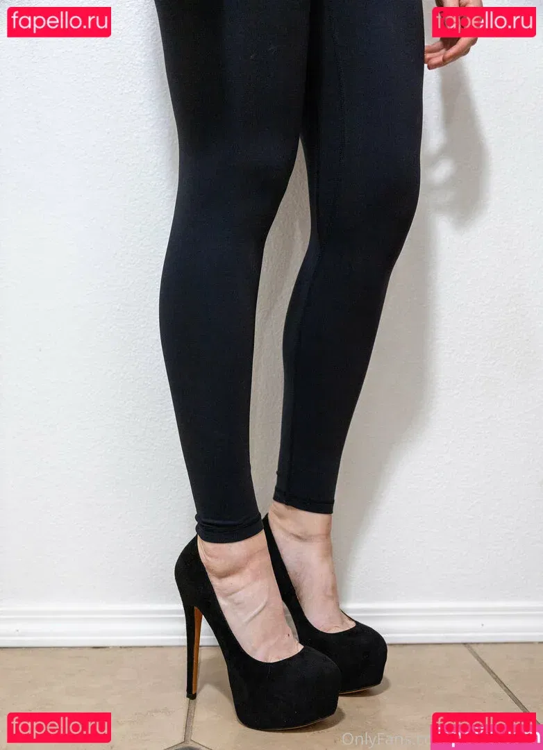 danidoreen Onlyfans Photo Gallery 