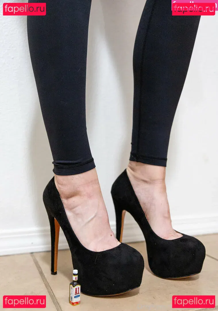 danidoreen Onlyfans Photo Gallery 